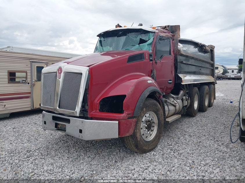 2015 KENWORTH CONSTRUCTION auction photo 2