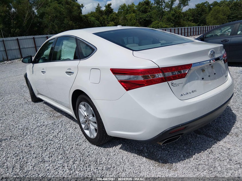 2015 TOYOTA AVALON auction photo 3