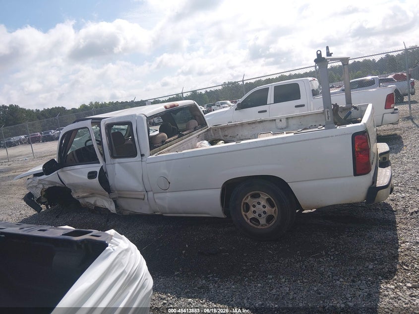 2004 CHEVROLET SILVERADO PICKUP 5.3L V-8 295HP
