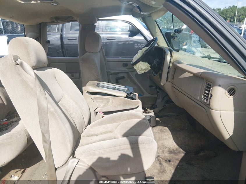 2004 CHEVROLET SILVERADO 1500 auction photo 5