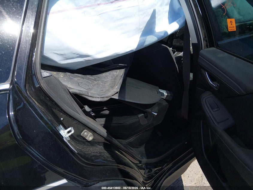 2024 SUBARU OUTBACK auction photo 8