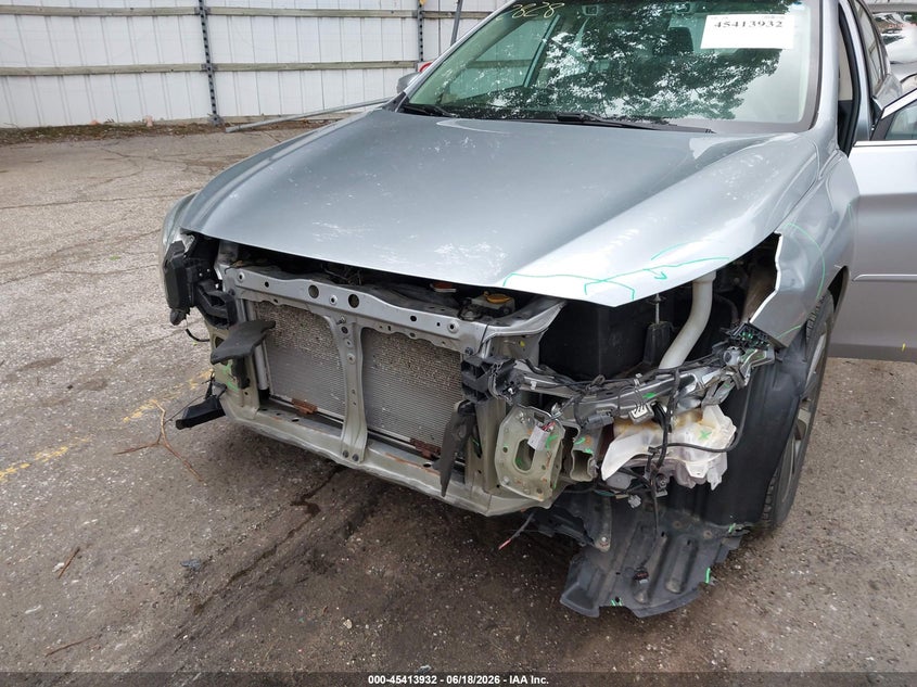 2017 SUBARU LEGACY auction photo 6