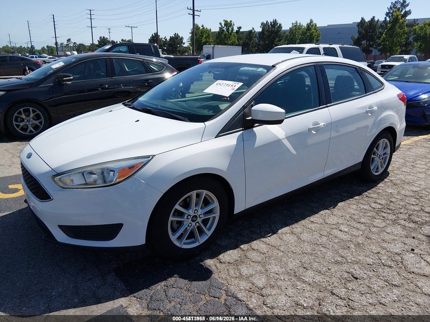 Vin: 1fadp3f21jl328394, lot: 45911990, ford focus se 20182