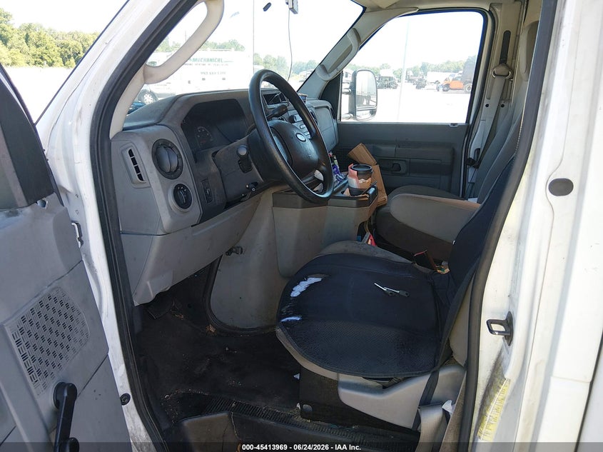 2011 FORD ECONOLINE COMMERCIAL CUTAWAY N/A N/A