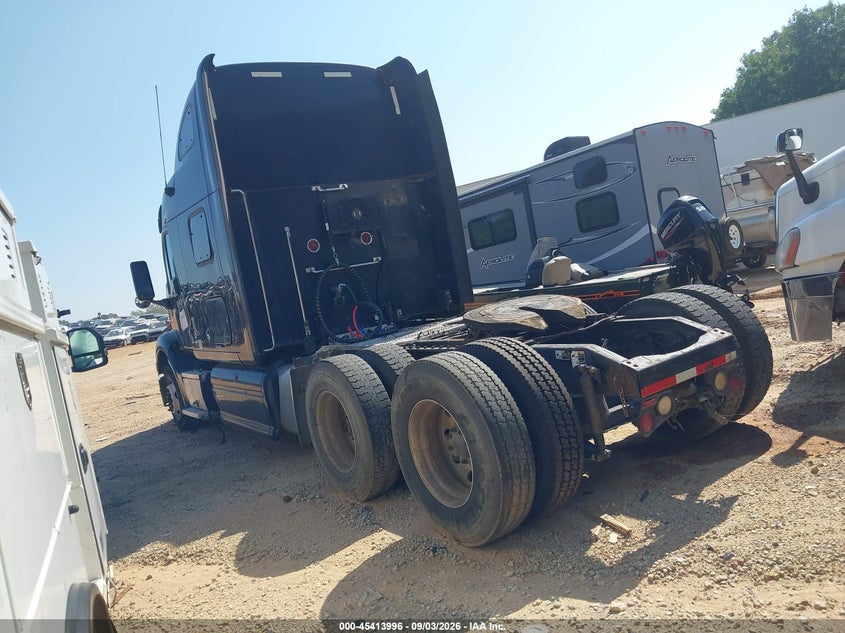 2012 PETERBILT 587 auction photo 3