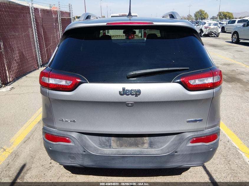 2018 Jeep Cherokee Latitude 4X4 VIN: 1C4PJMCB5JD528529 Lot: 45414023