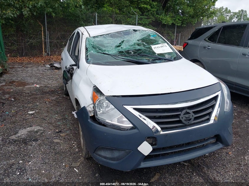 2016 NISSAN VERSA auction photo 6