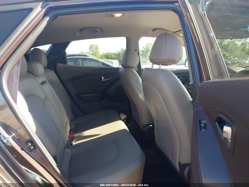 2015 HYUNDAI TUCSON auction photo 8