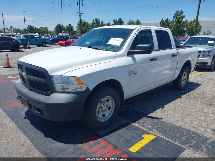 Vin: 1c6rr7kg0js272867, lot: 45912124, ram 1500 tradesman  4x4 5'7 box 20182