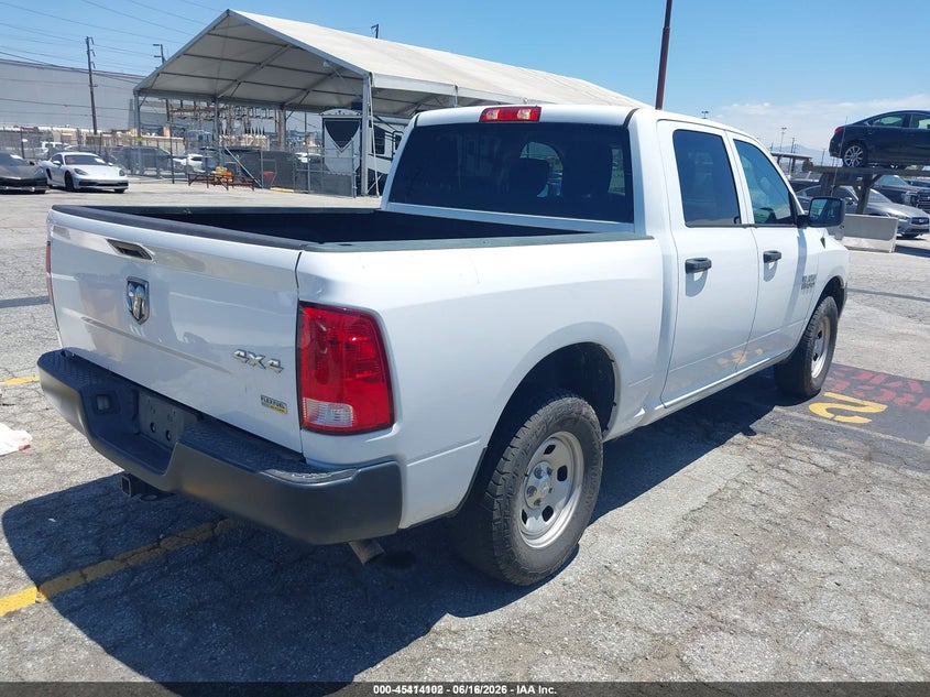 Vin: 1c6rr7kg0js272867, lot: 45912124, ram 1500 tradesman  4x4 5'7 box 20184