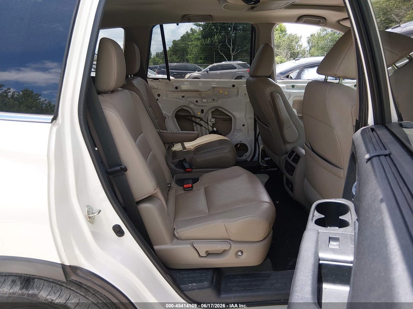2019 Honda Pilot Touring VIN: 5FNYF5H65KB007568 Lot: 45414109