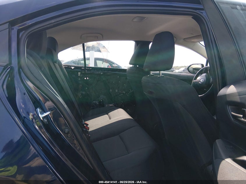 2026 TOYOTA COROLLA auction photo 8