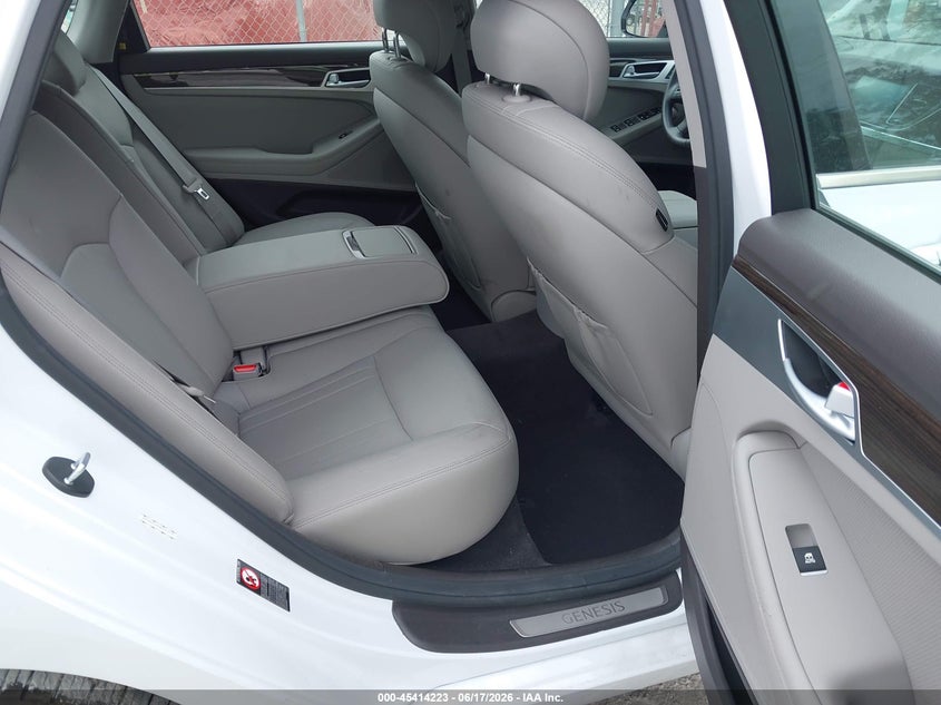2017 Genesis G80 3.8 VIN: KMHGN4JE0HU171719 Lot: 45414223