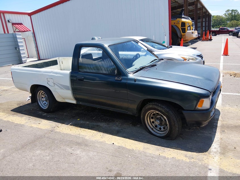 1994 Toyota Pickup 1/2 Ton Short Whlbase Stb VIN: 4TARN81A2RZ269040 Lot: 45414242