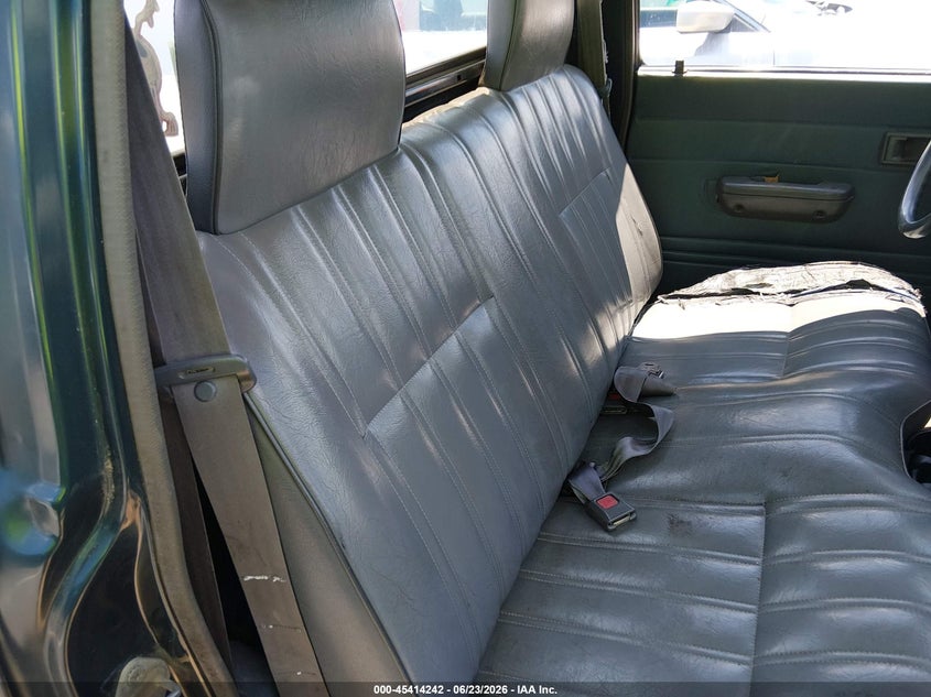 1994 Toyota Pickup 1/2 Ton Short Whlbase Stb VIN: 4TARN81A2RZ269040 Lot: 45414242