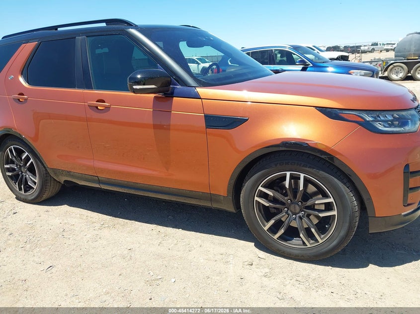 2017 Land Rover Discovery Hse Luxury VIN: SALRHBBV3HA045582 Lot: 45414272
