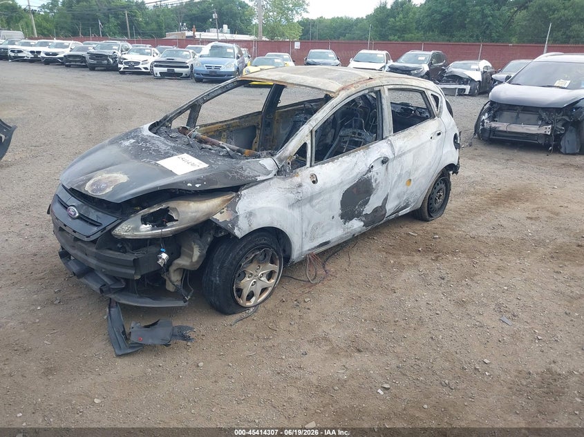 Vin: 3fadp4ej7bm166060, lot: 45912329, ford fiesta se 20112