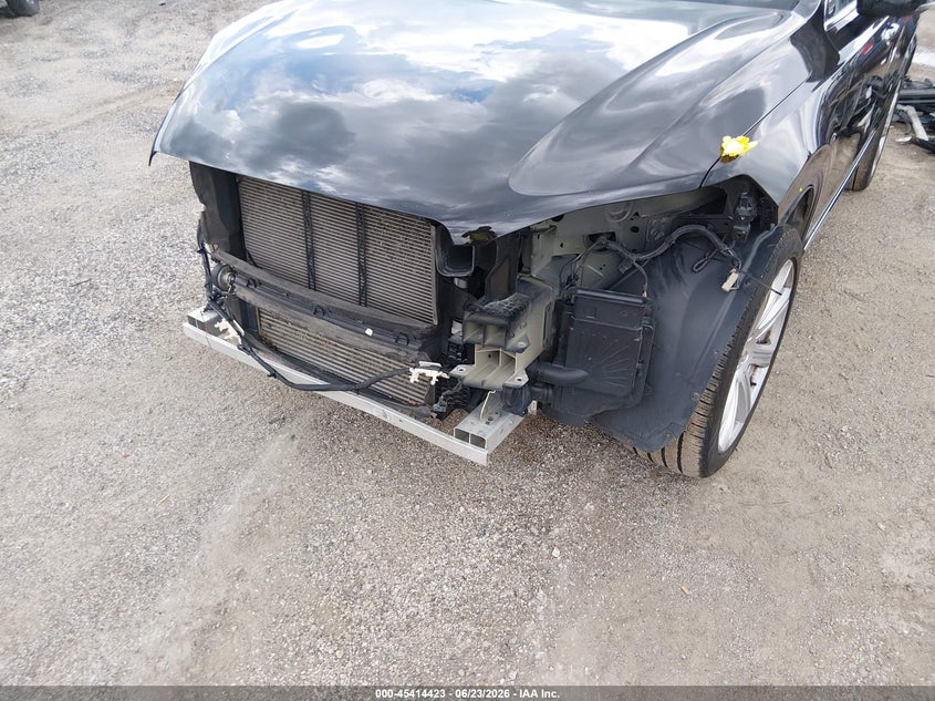 2018 VOLVO XC90 auction photo 6