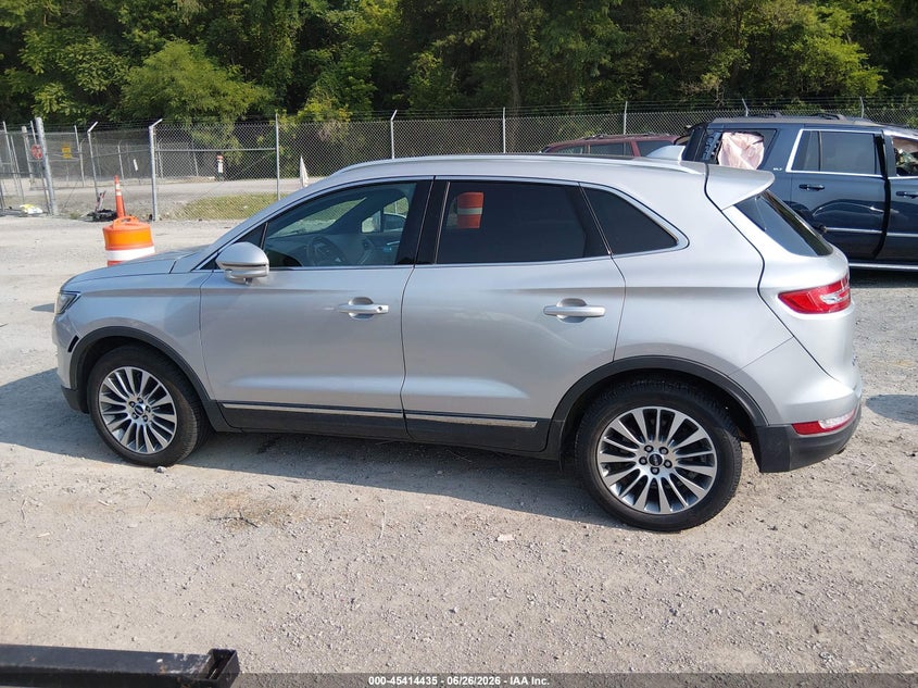 2017 Lincoln Mkc Reserve VIN: 5LMCJ3D99HUL04977 Lot: 45414435