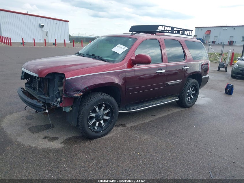 2008 GMC YUKON auction photo 2