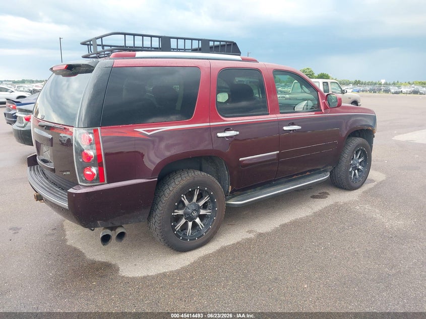 2008 GMC YUKON auction photo 4