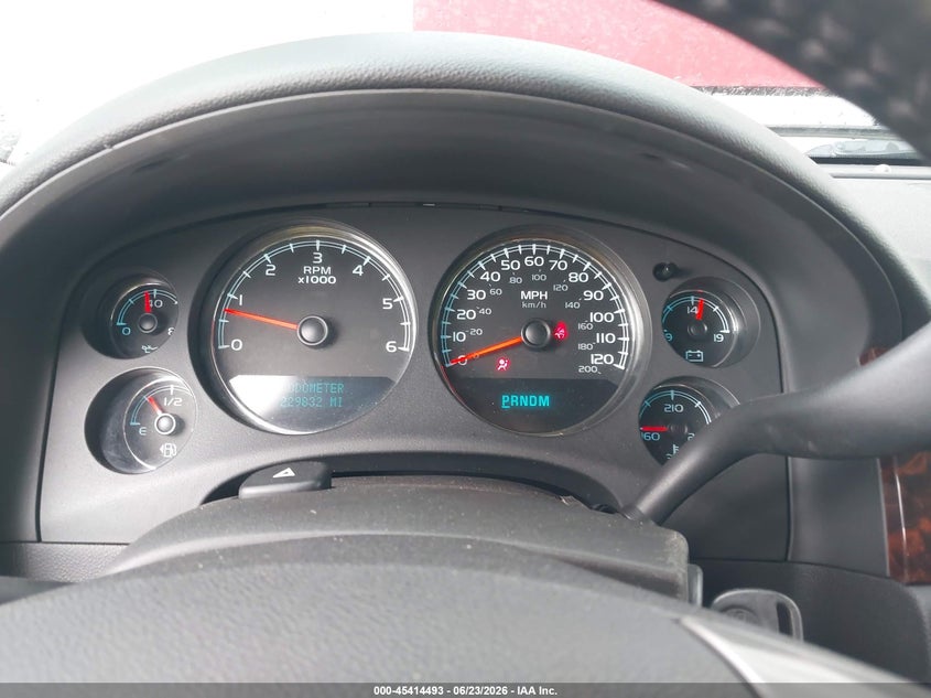 2008 GMC YUKON auction photo 7