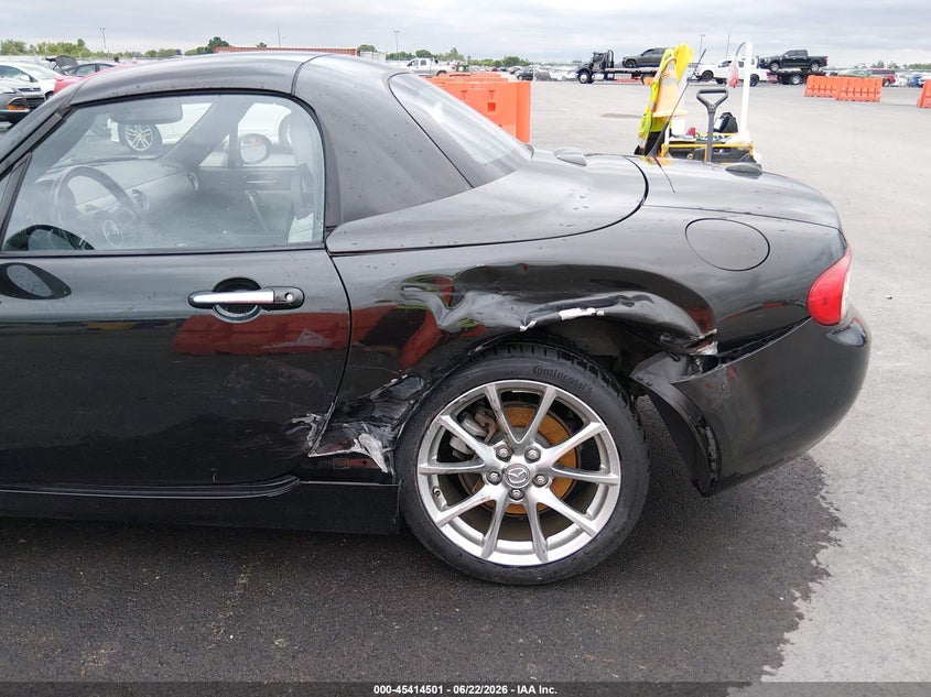 2011 Mazda Mx-5 Miata Special Edition VIN: JM1NC2PF2B0218009 Lot: 45414501