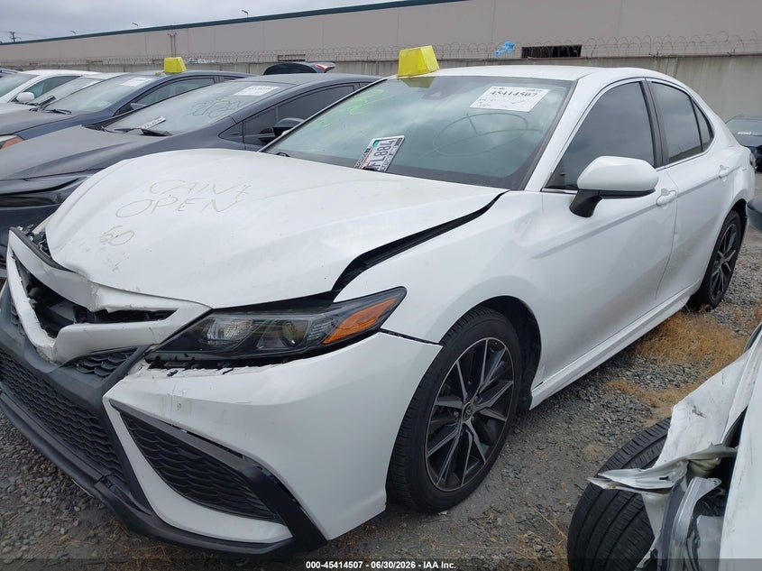 2021 Toyota Camry Se 4T1G11AK0MU556336 photo 1