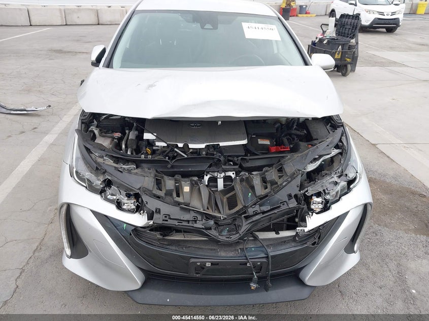 2022 TOYOTA PRIUS PRIME XLE — Photo 6