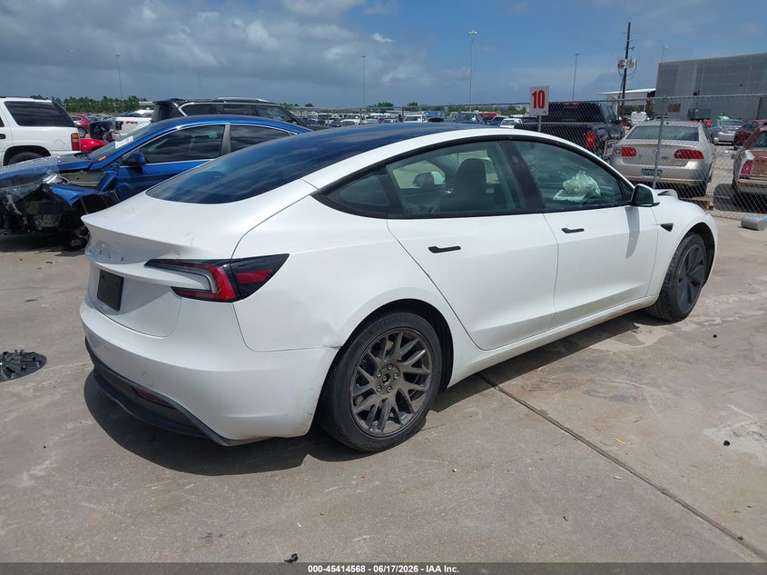 2025 TESLA MODEL 3 auction photo 4