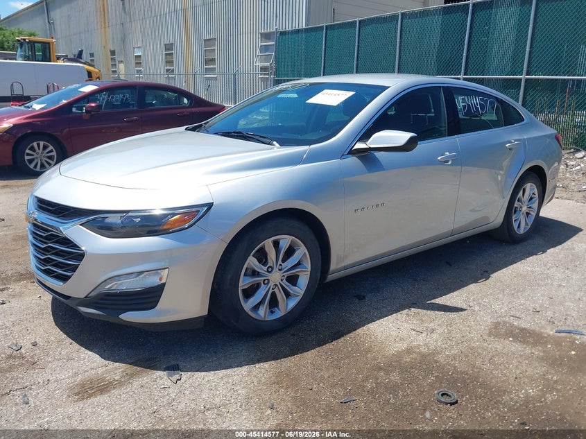 2019 Chevrolet Malibu, Left Side, IAAI, VIN 1G1ZD5ST9KF191040 — photo 2