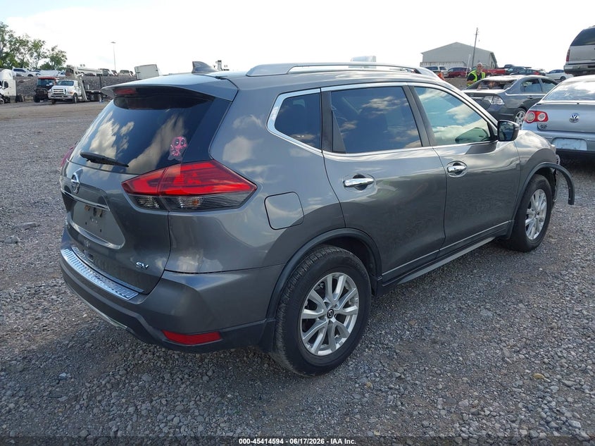 2017 NISSAN ROGUE auction photo 4