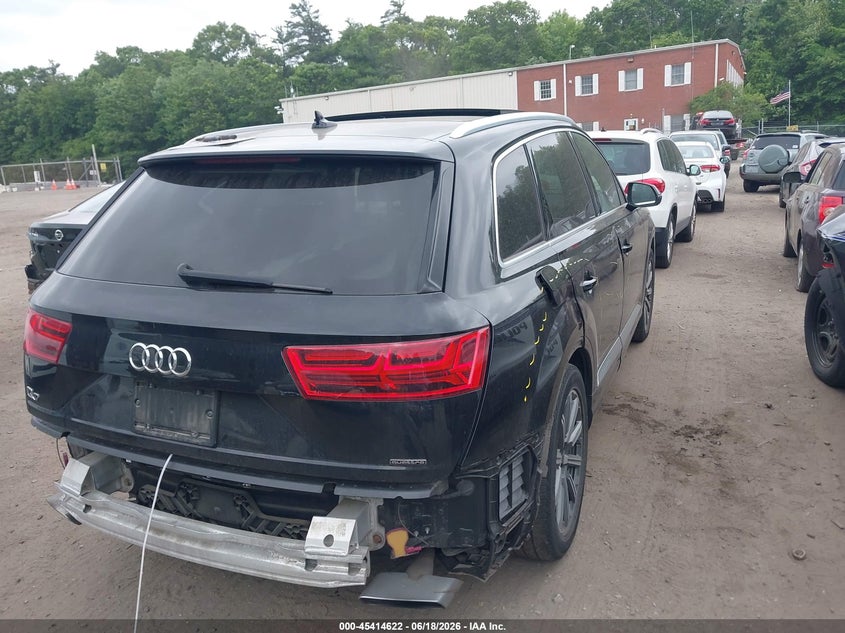 AUDI Q7 - zdjęcie 4