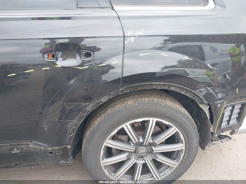AUDI Q7 - zdjęcie 6