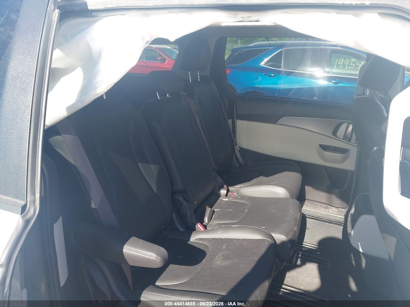 2022 Kia Carnival Mpv Lx Seat Package VIN: KNDNB4H32N6065006 Lot: 45414685