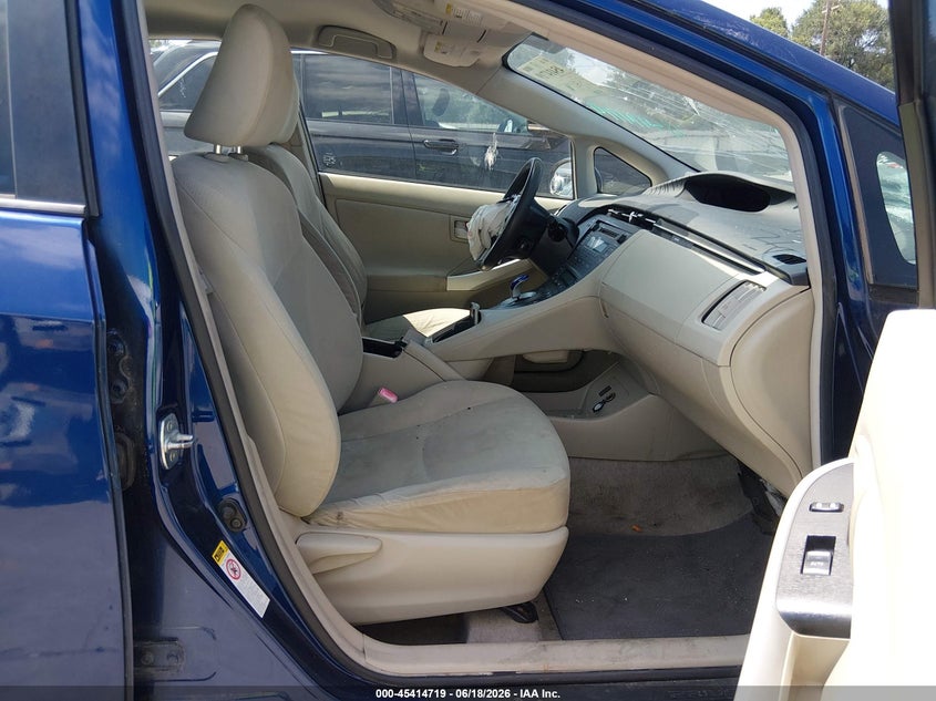 2010 TOYOTA PRIUS auction photo 5