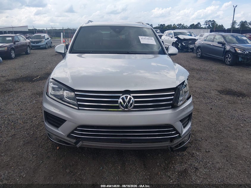 2017 Volkswagen Touareg V6 Wolfsburg Edition VIN: WVGRF7BP0HD004445 Lot: 45414820