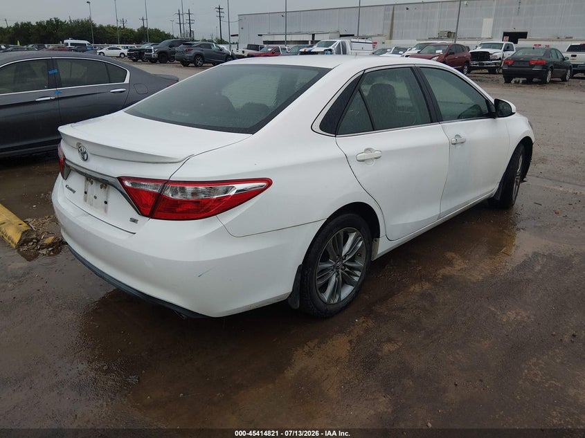 2017 TOYOTA CAMRY auction photo 4