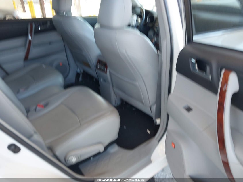 2012 Toyota Highlander Limited V6 VIN: 5TDDK3EH4CS163327 Lot: 45414826
