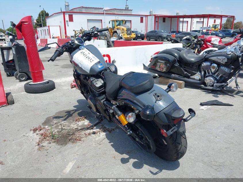 2023 YAMAHA XV MOTO 2