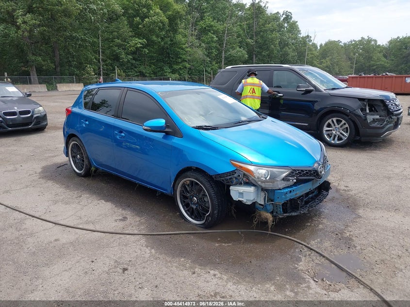2016 Scion iM