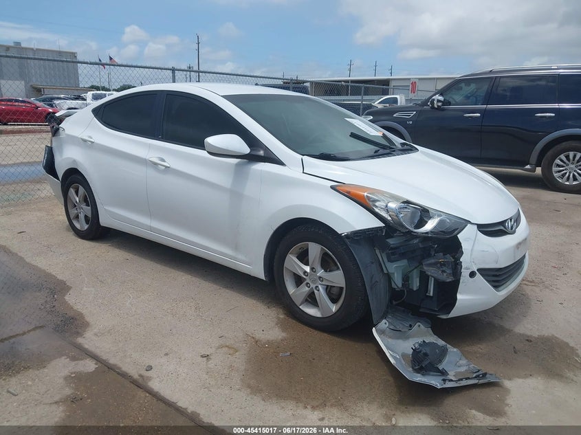 2013 HYUNDAI ELANTRA GLS