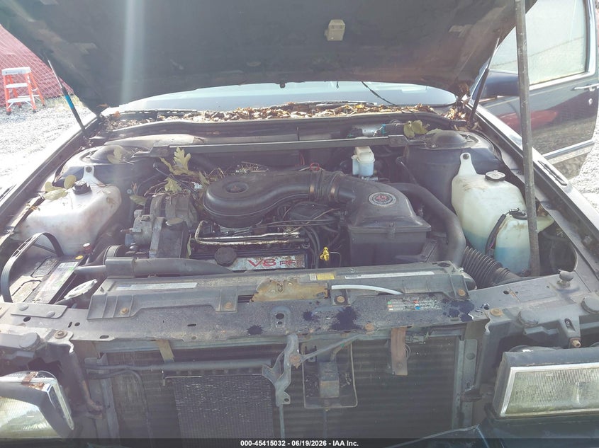 1992 Cadillac Deville VIN: 1G6CD53B1N4204918 Lot: 45415032