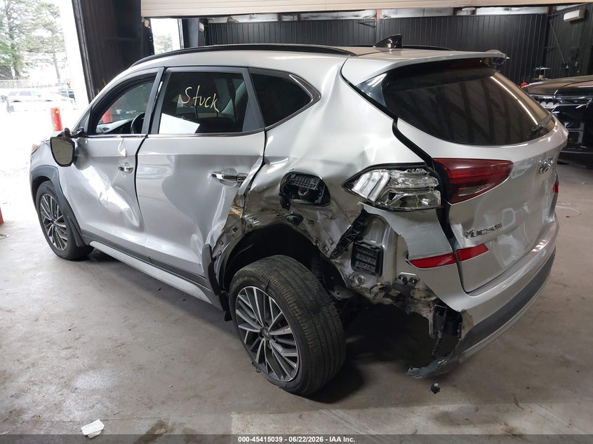 2020 HYUNDAI TUCSON auction photo 3