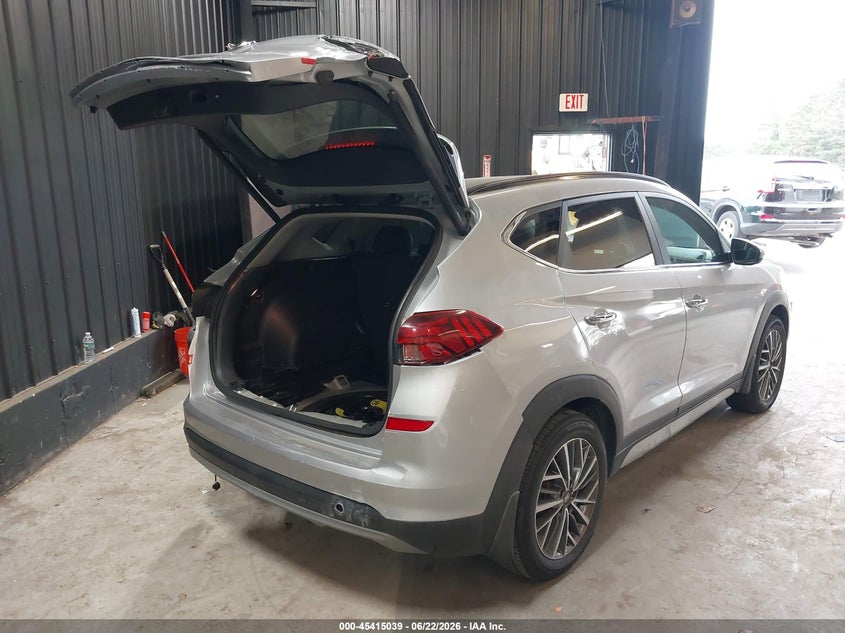 2020 HYUNDAI TUCSON auction photo 4