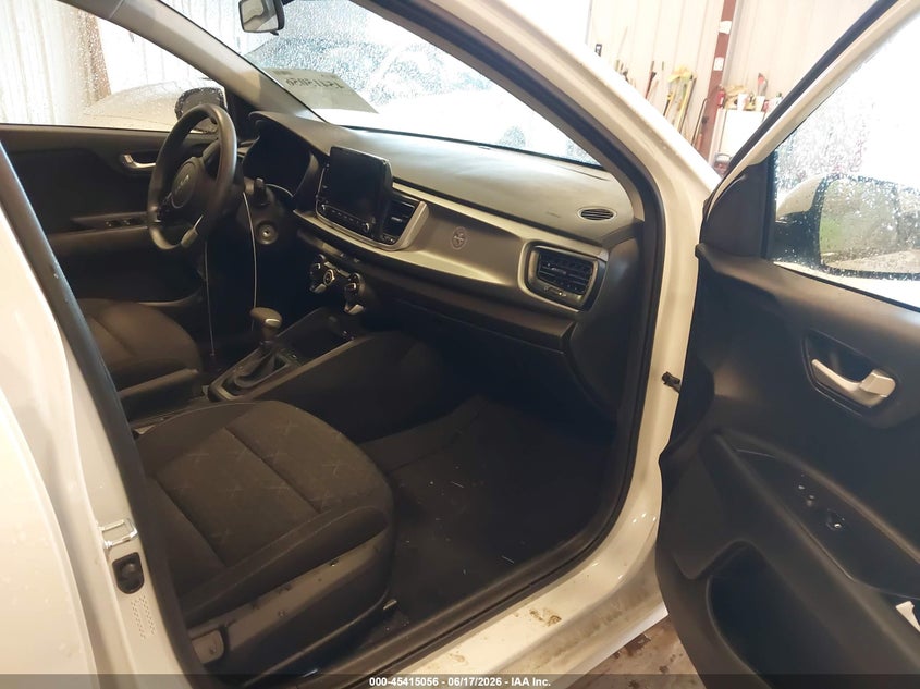 2022 KIA RIO auction photo 5