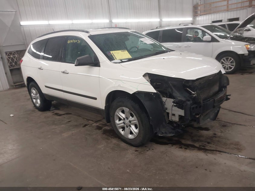 Vin: 1gnkrfed3cj156813, lot: 45913093, chevrolet traverse ls 2012 img_1