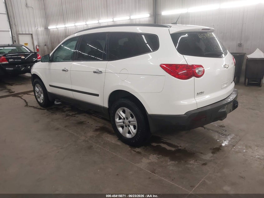Vin: 1gnkrfed3cj156813, lot: 45913093, chevrolet traverse ls 20123