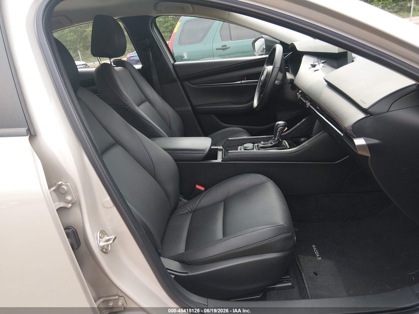2025 MAZDA 3 SEDAN 2.5L I-4 DI, DOHC, VVT, 191HP