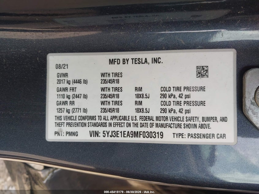 TESLA MODEL 3 - zdjęcie 9